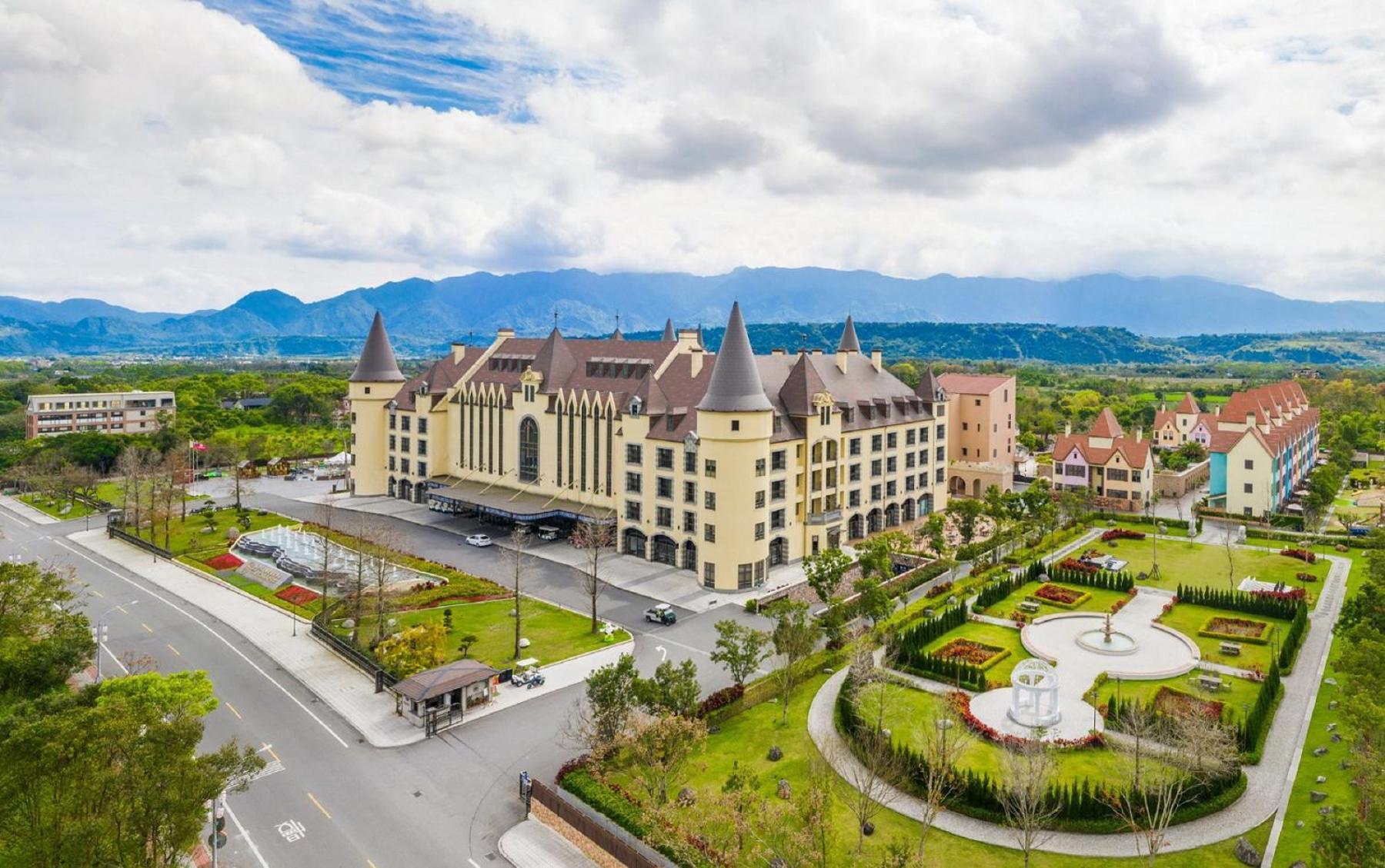 Grand Cosmos Resort Ruisui Hualien Exteriör bild